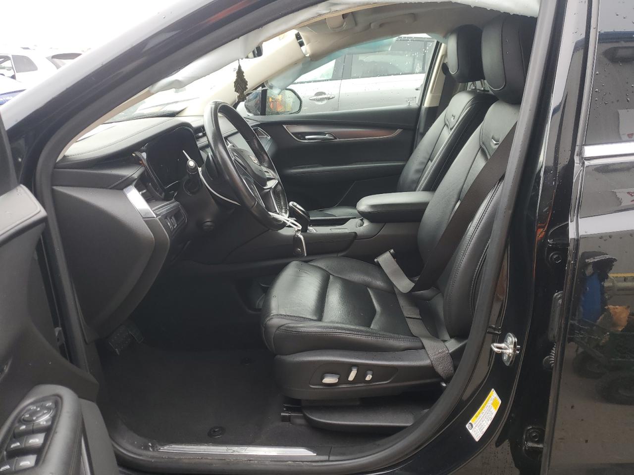 2019 Cadillac XT5 - Image 7