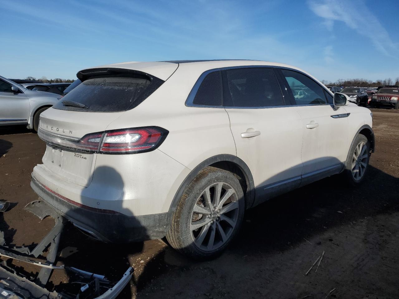2019 Lincoln Nautilus - Image 3