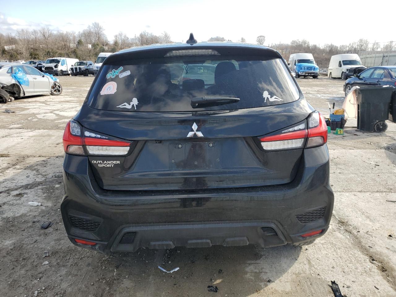 2021 Mitsubishi Outlander - Image 6