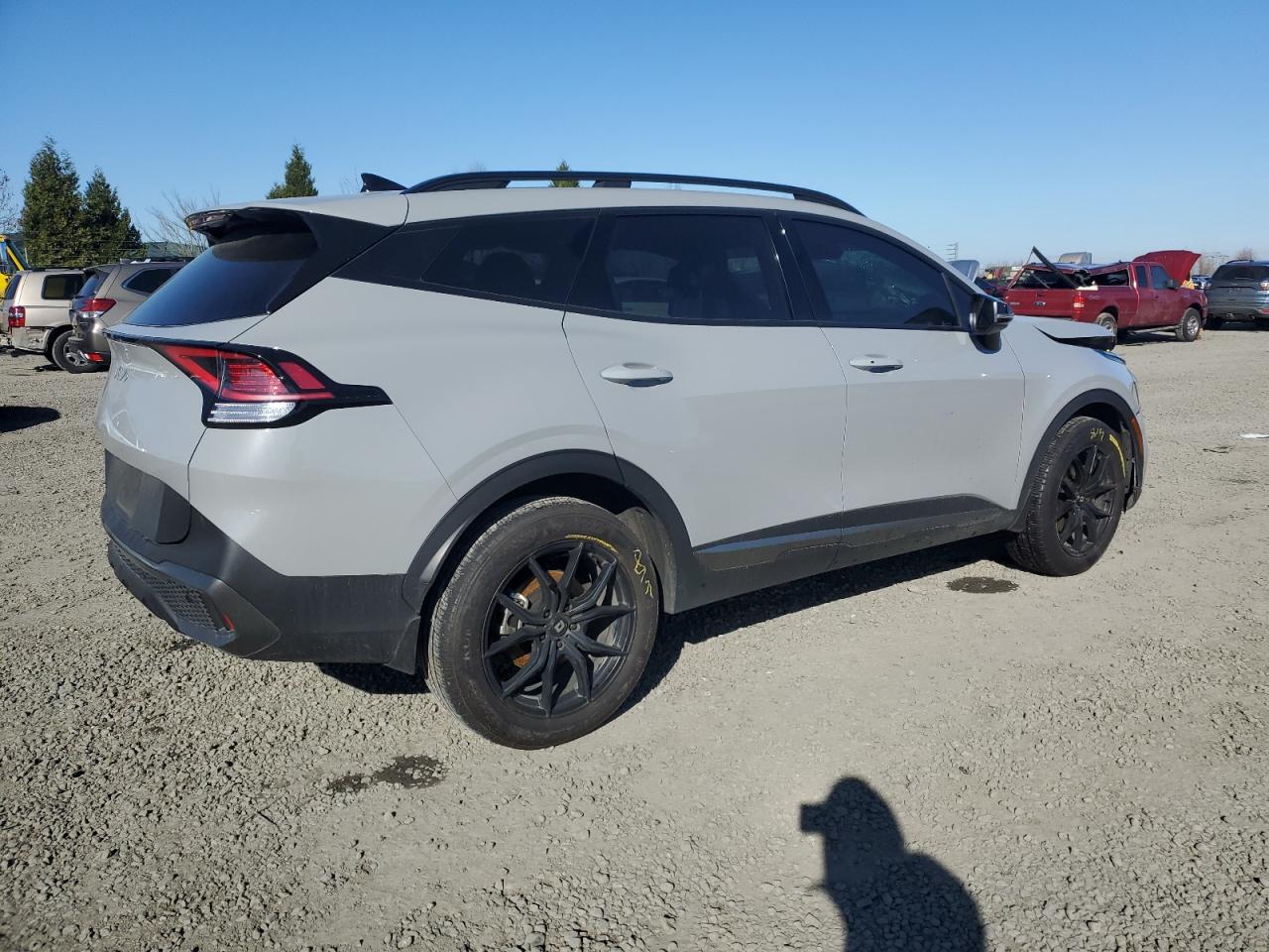 2023 Kia Sportage - Image 3