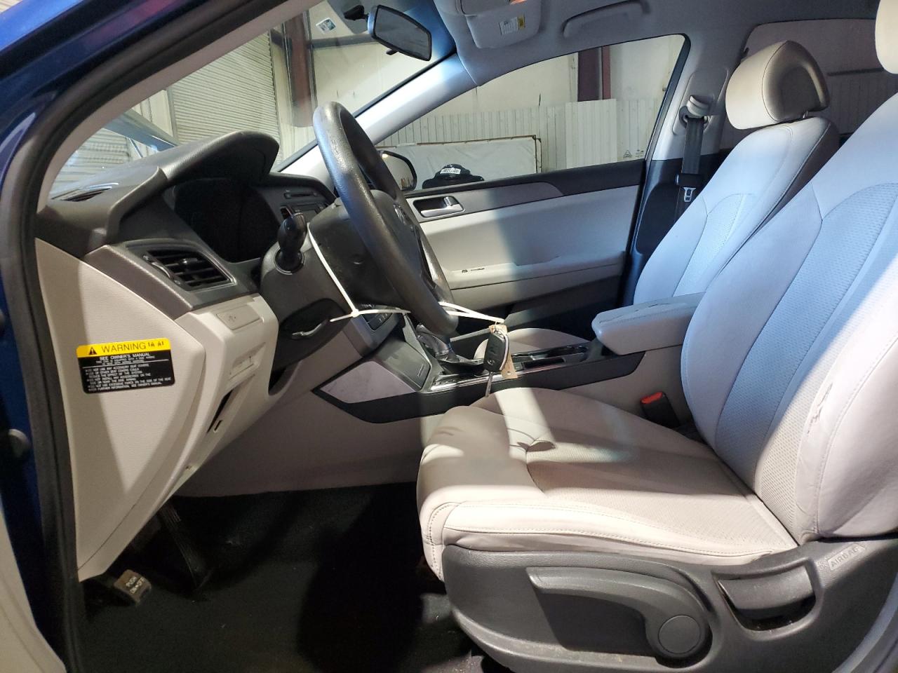 2016 Hyundai Sonata - Image 7