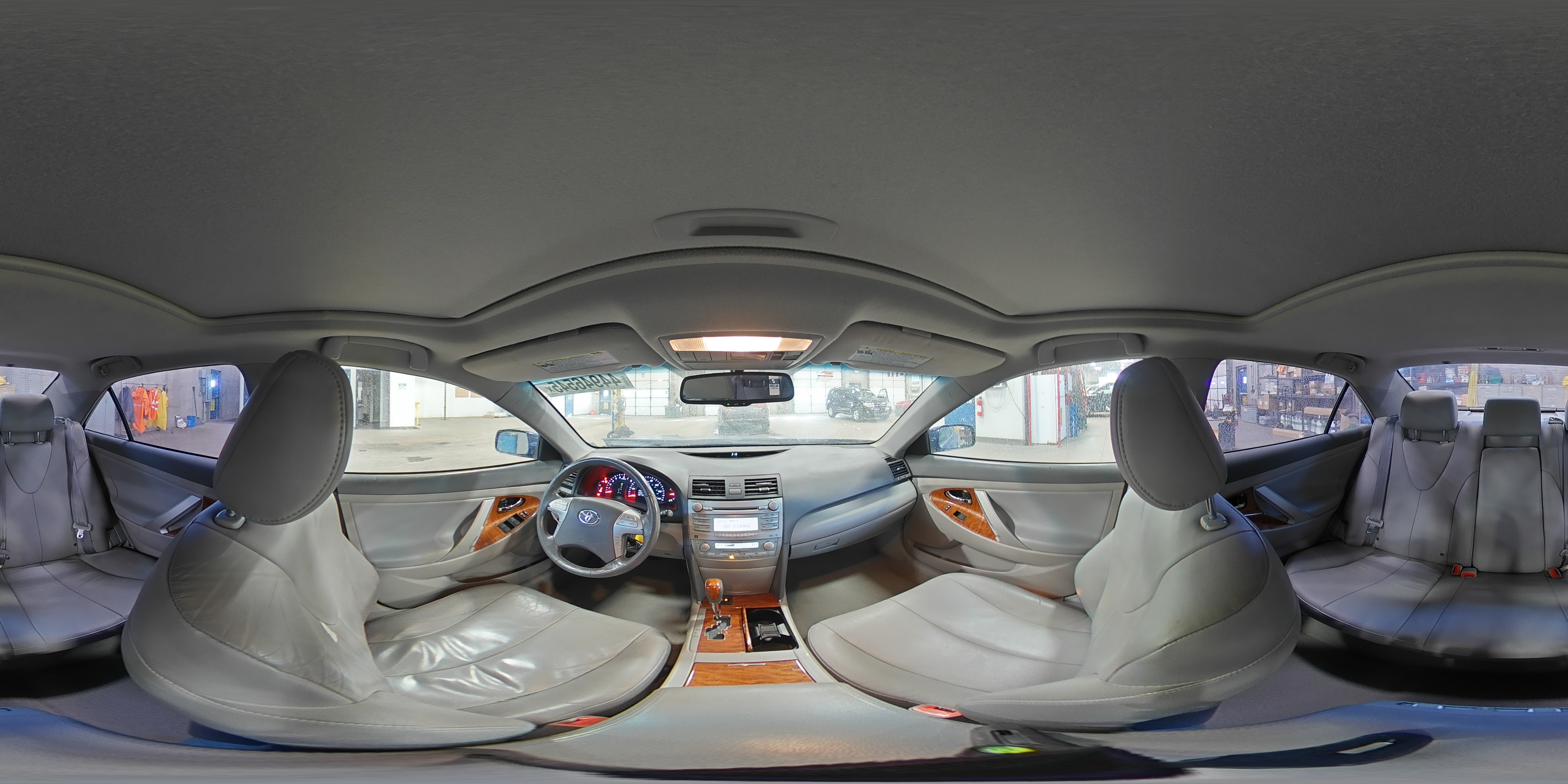 2009 Toyota Camry - Image 13