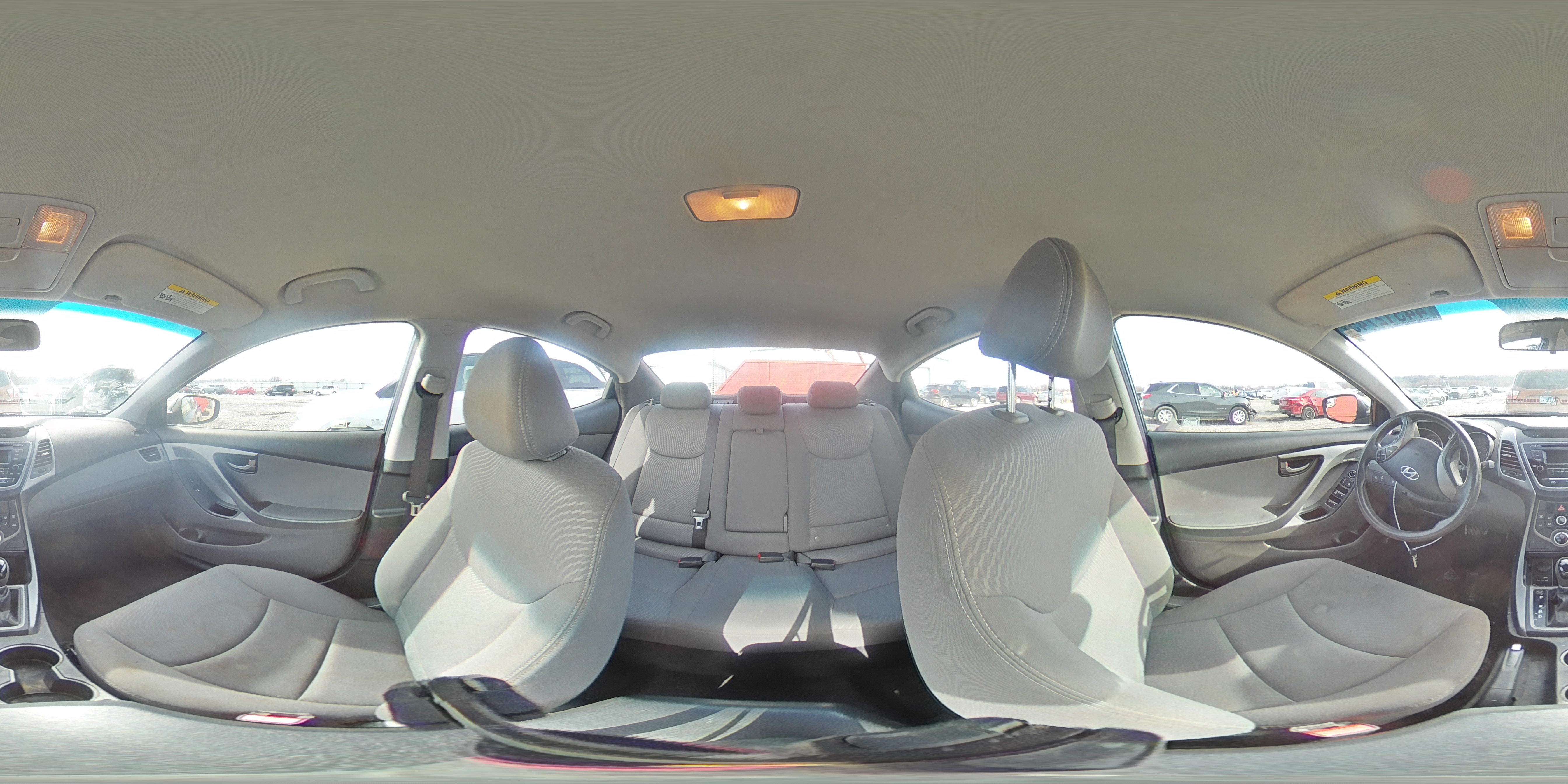 2014 Hyundai Elantra - Image 13