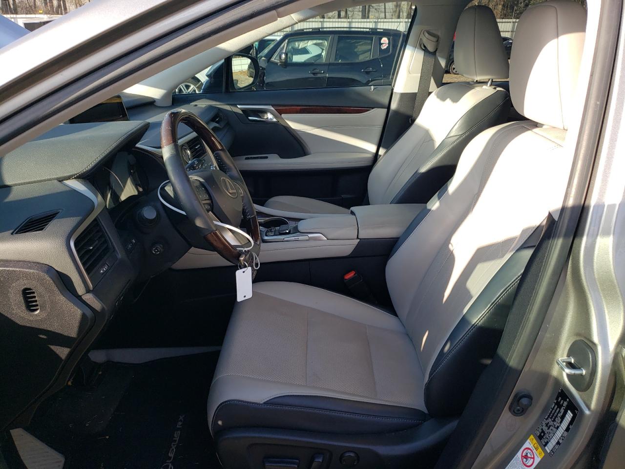 2019 Lexus RX - Image 7
