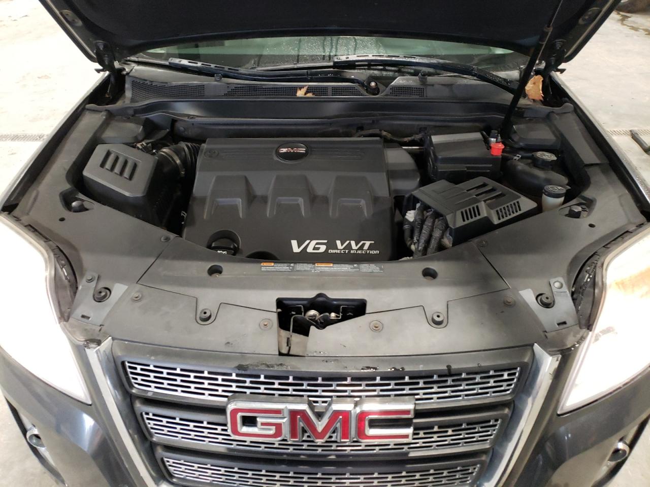 2010 GMC Terrain - Image 12