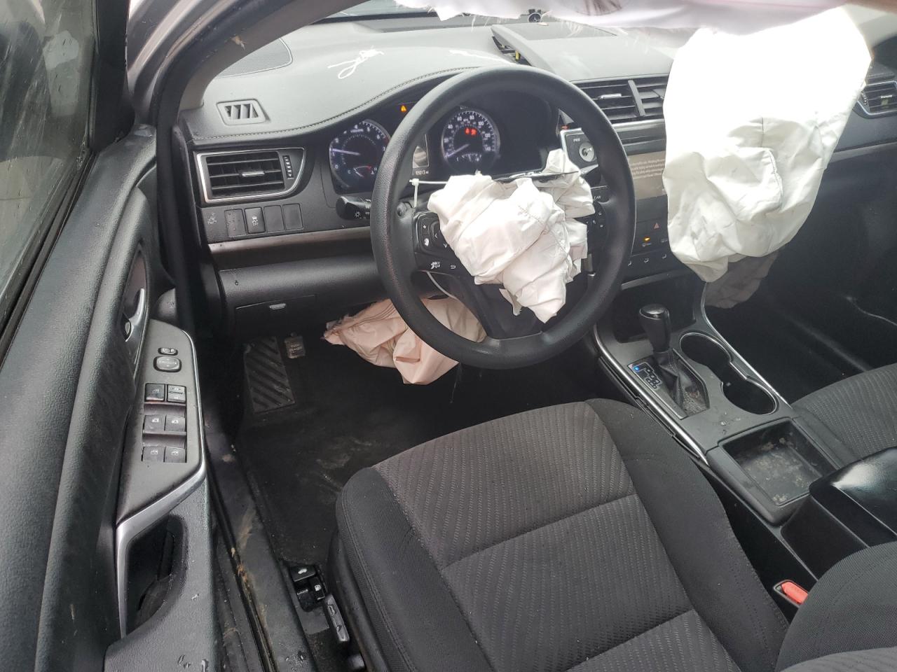 2016 Toyota Camry - Image 8