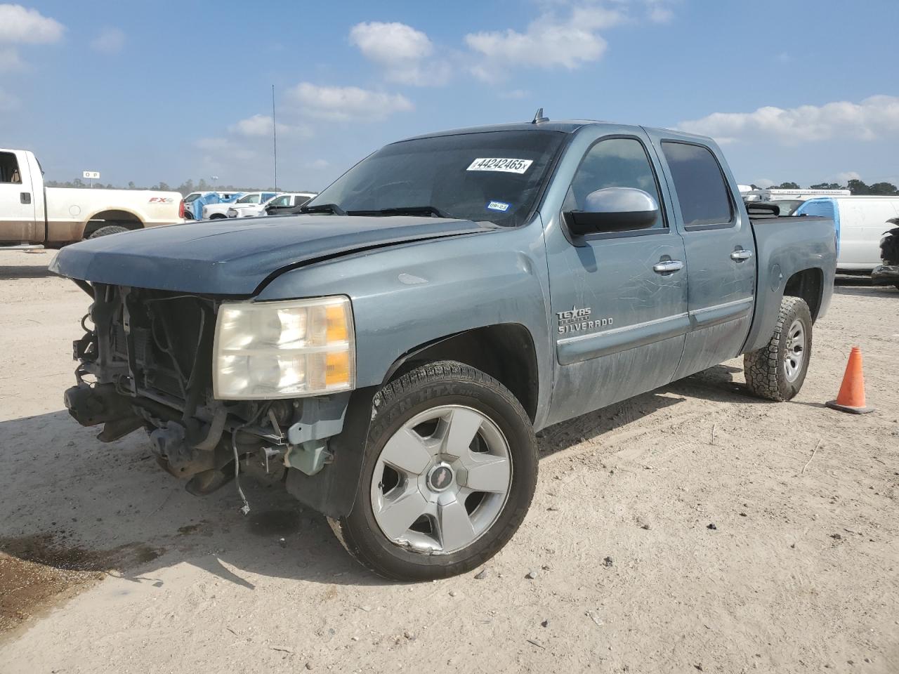2011 Chevrolet Silverado - Image 1