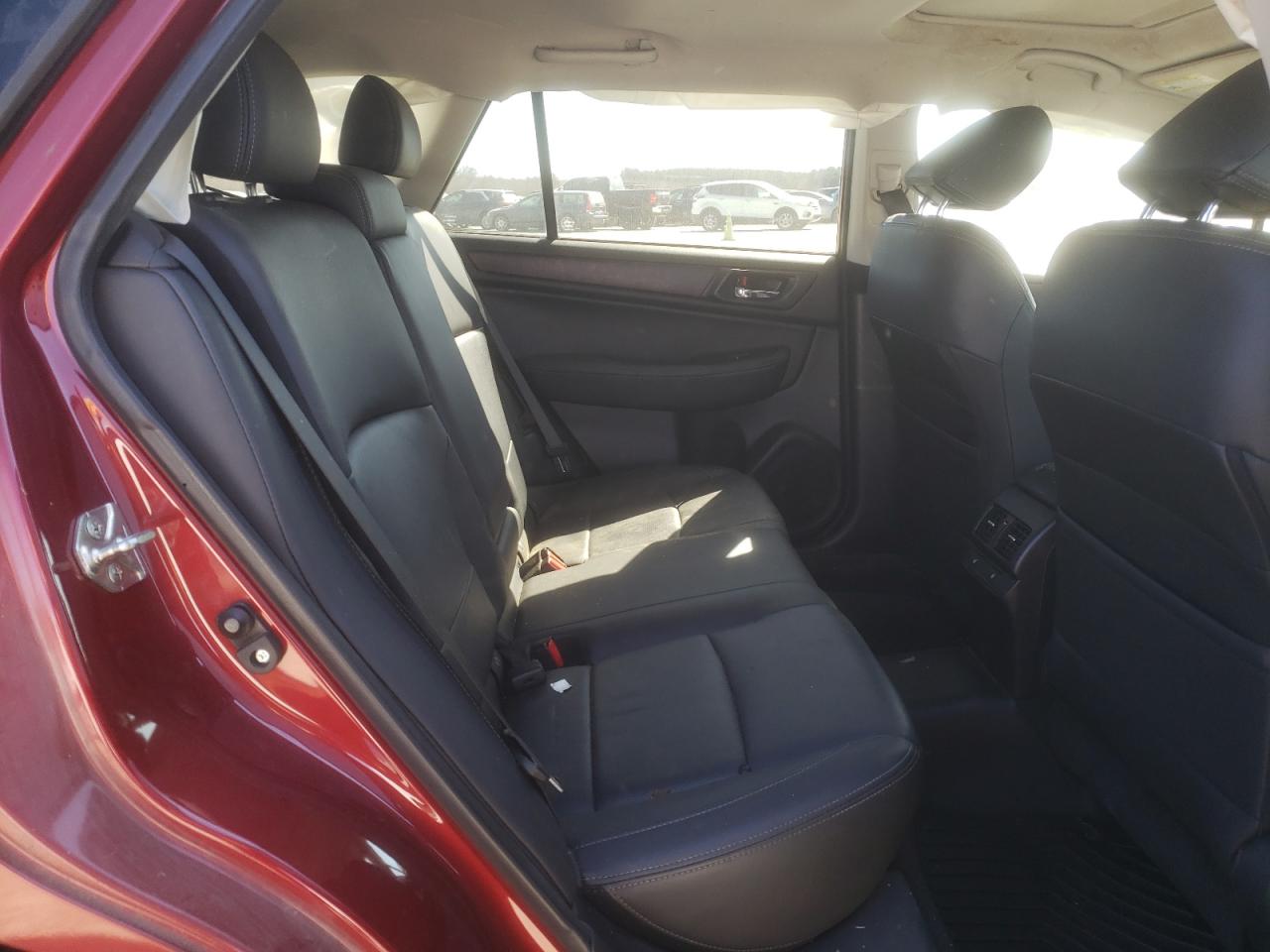 2015 Subaru Outback - Image 11