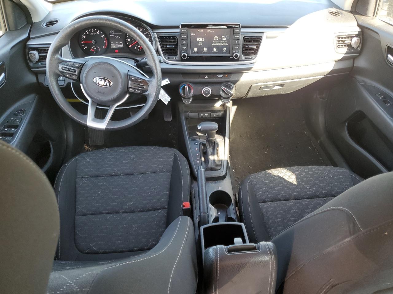 2020 Kia Rio - Image 8