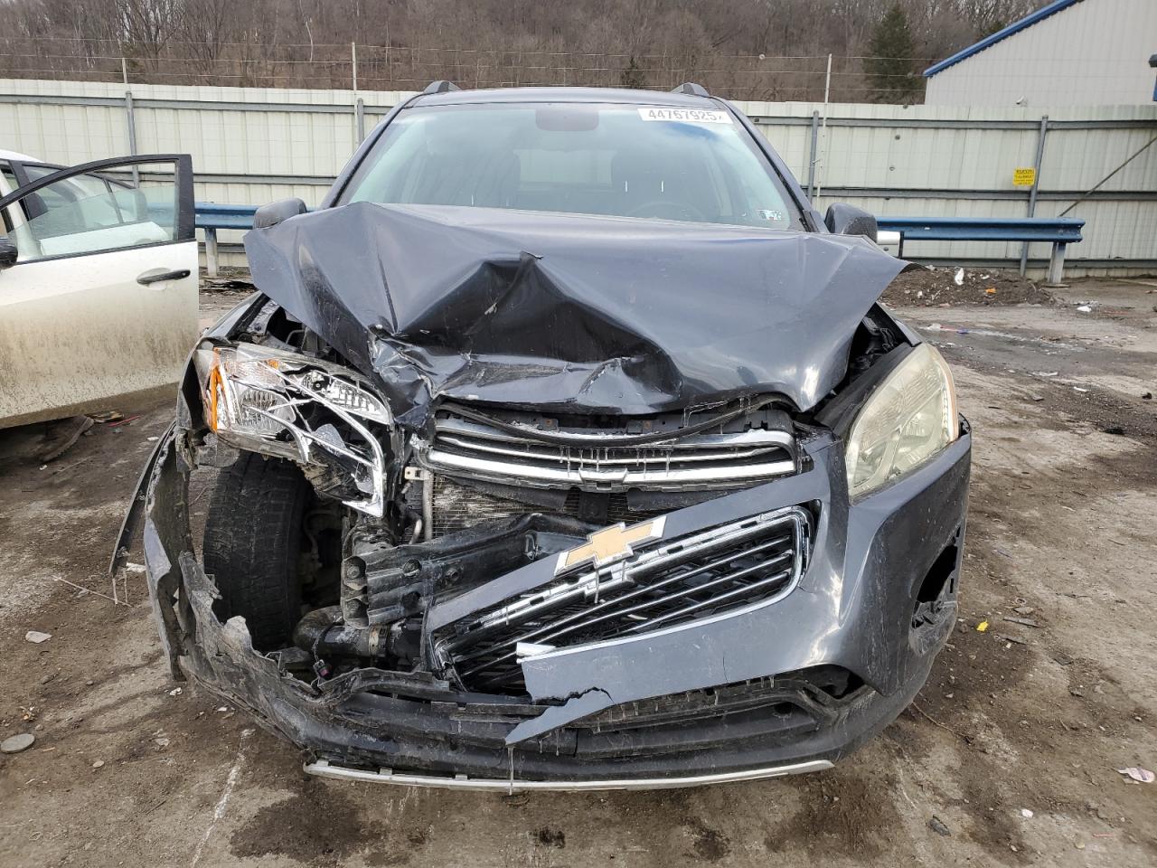 2016 Chevrolet Trax - Image 5