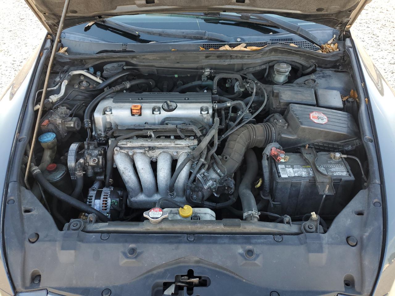 2004 Honda Accord - Image 12