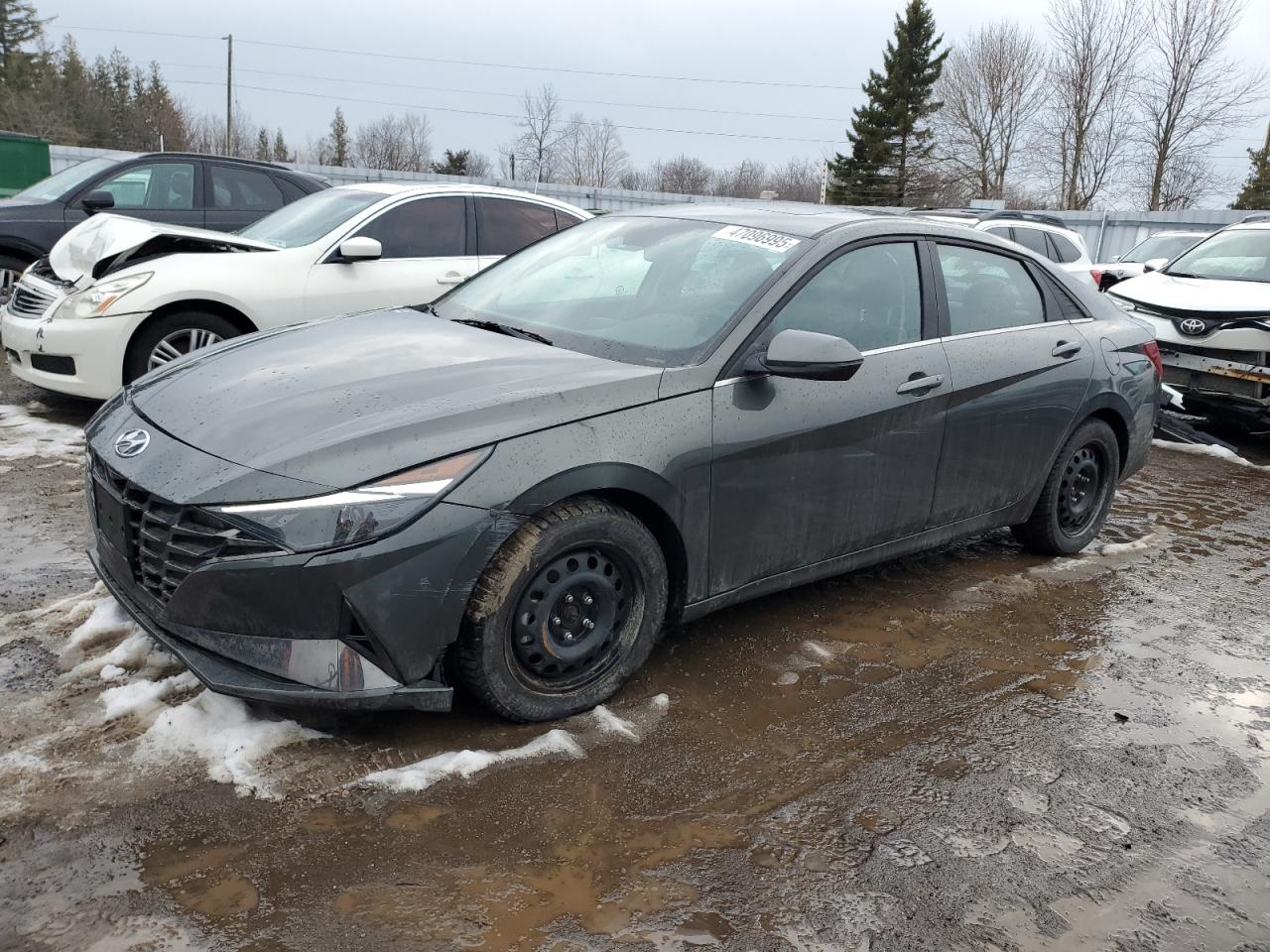 2023 Hyundai Elantra - Image 1