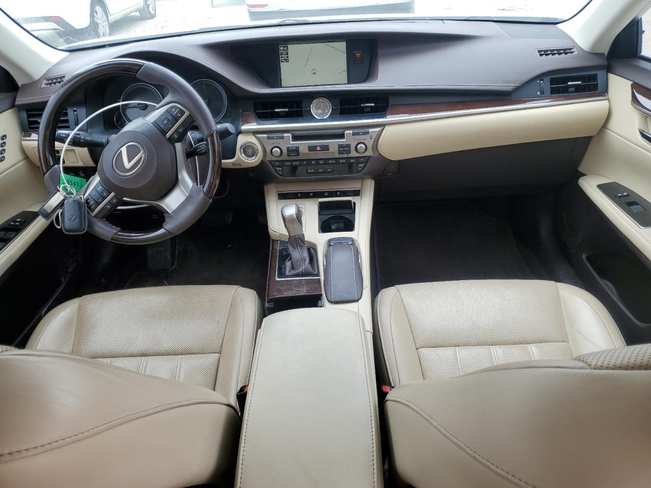 2017 Lexus ES - Image 8