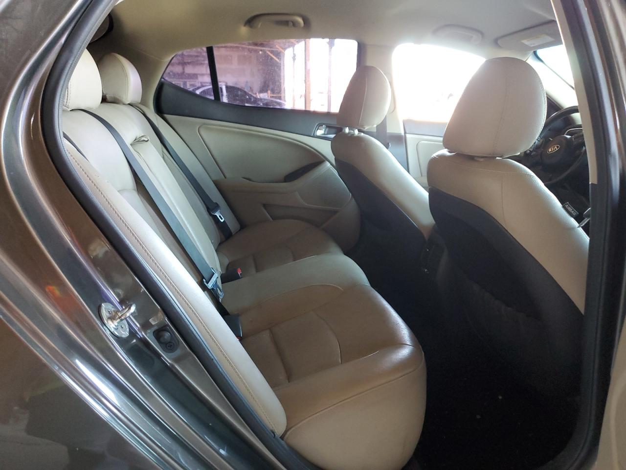2015 Kia Optima - Image 10