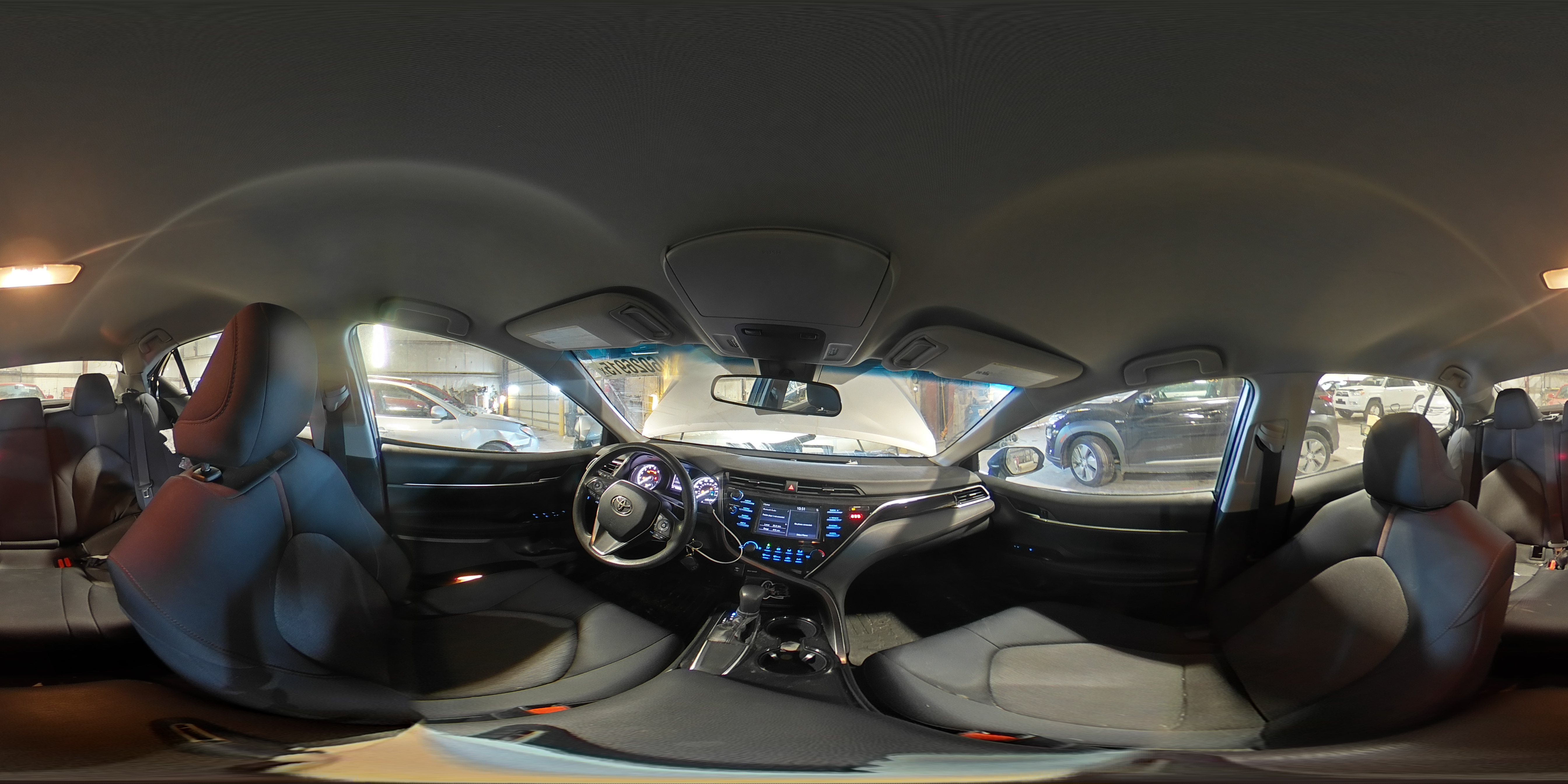 2018 Toyota Camry - Image 12