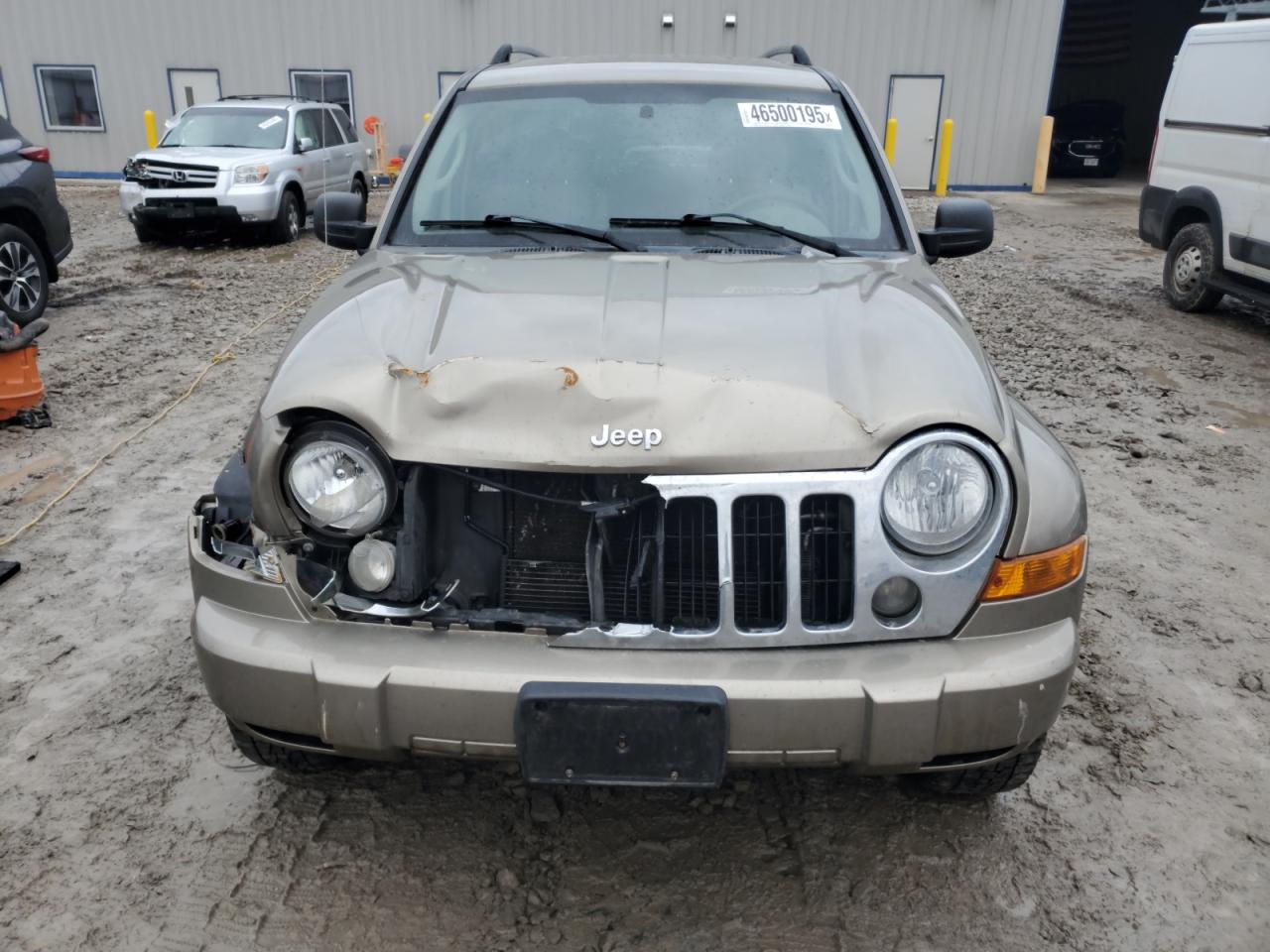 2007 Jeep Liberty (North America) - Image 5