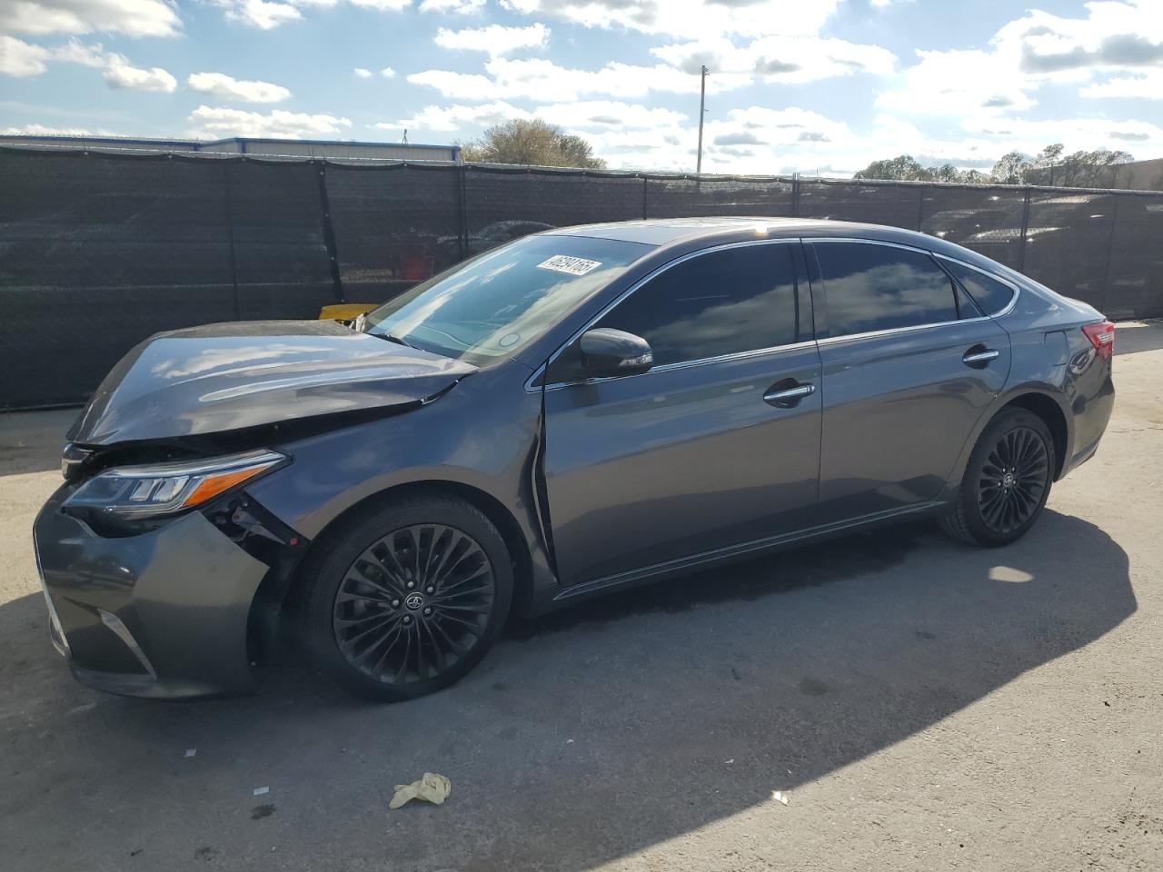 2016 Toyota Avalon - Image 1
