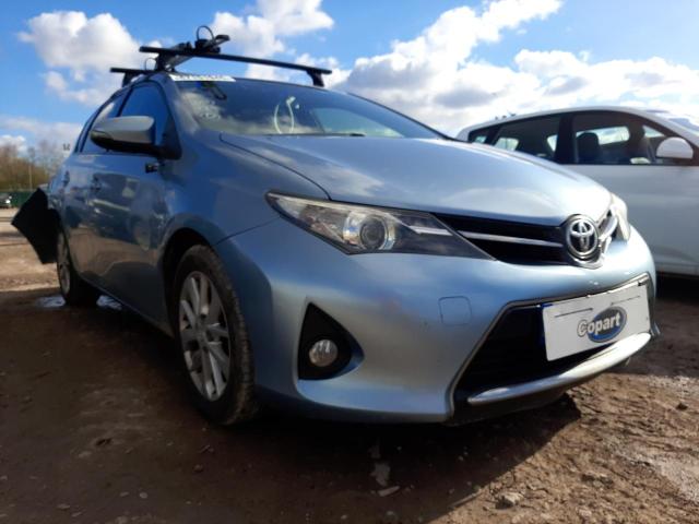 2013 TOYOTA AURIS SPOR