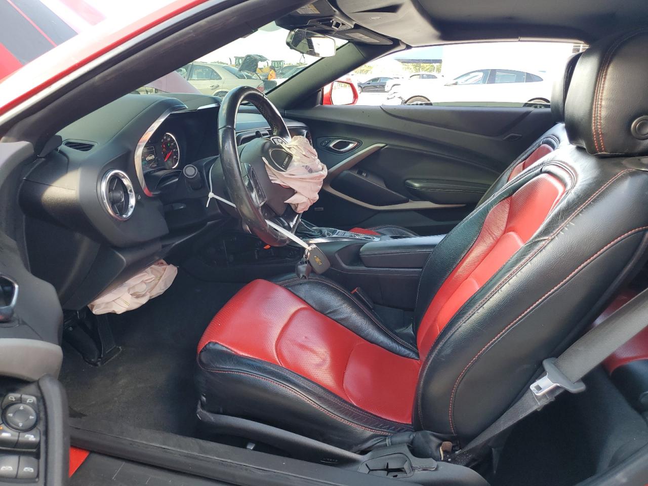 2018 Chevrolet Camaro - Image 7