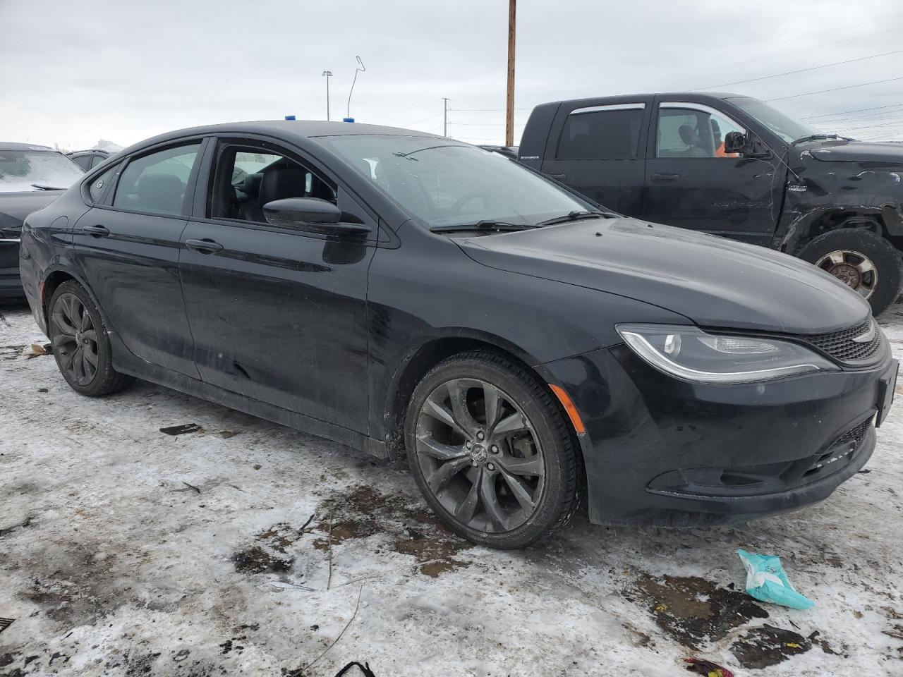 2015 Chrysler 200 - Image 4