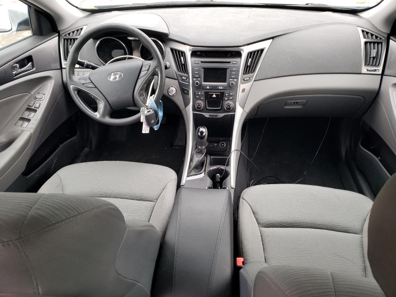 2015 Hyundai Sonata - Image 8