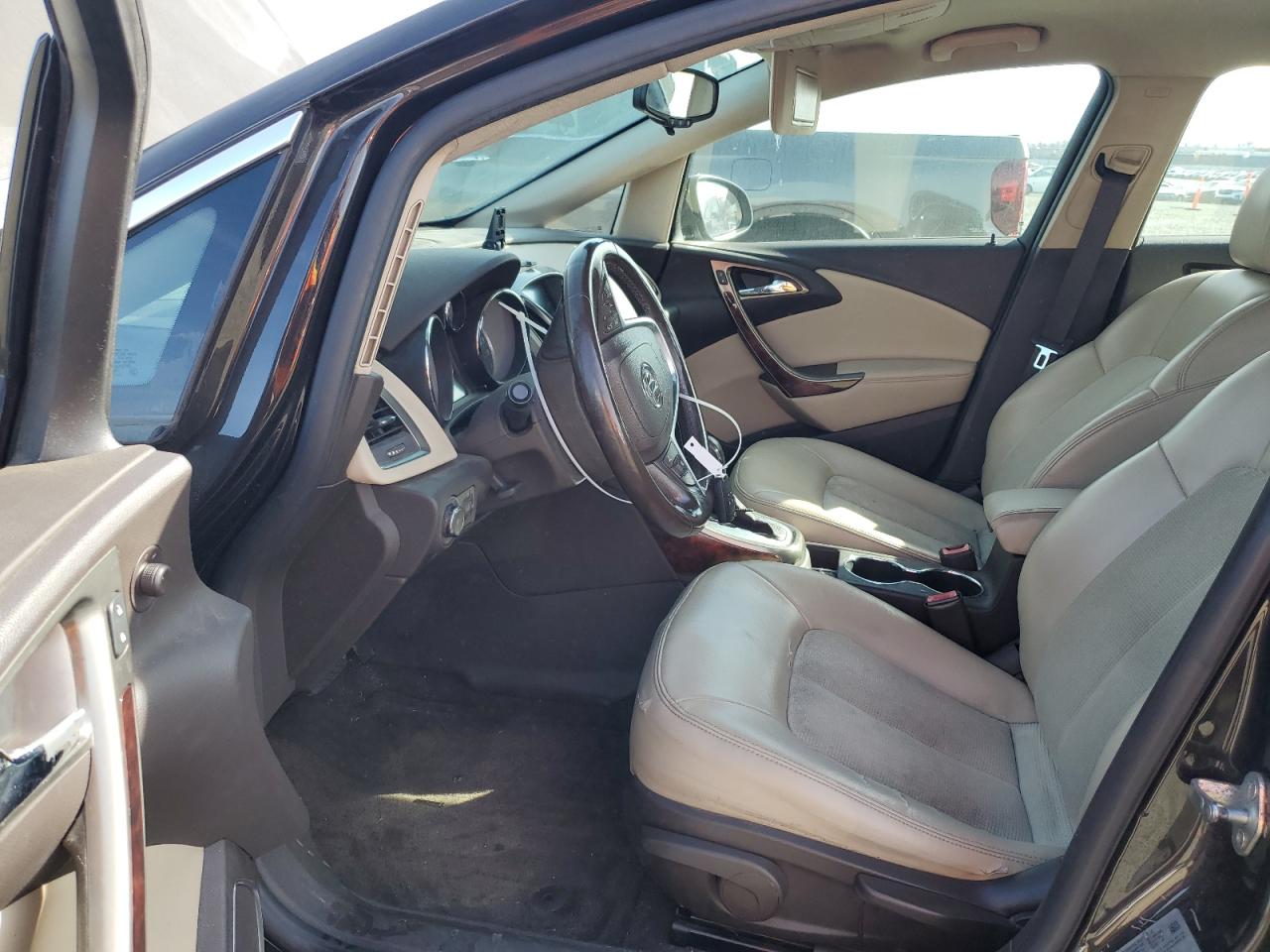 2014 Buick Verano - Image 7