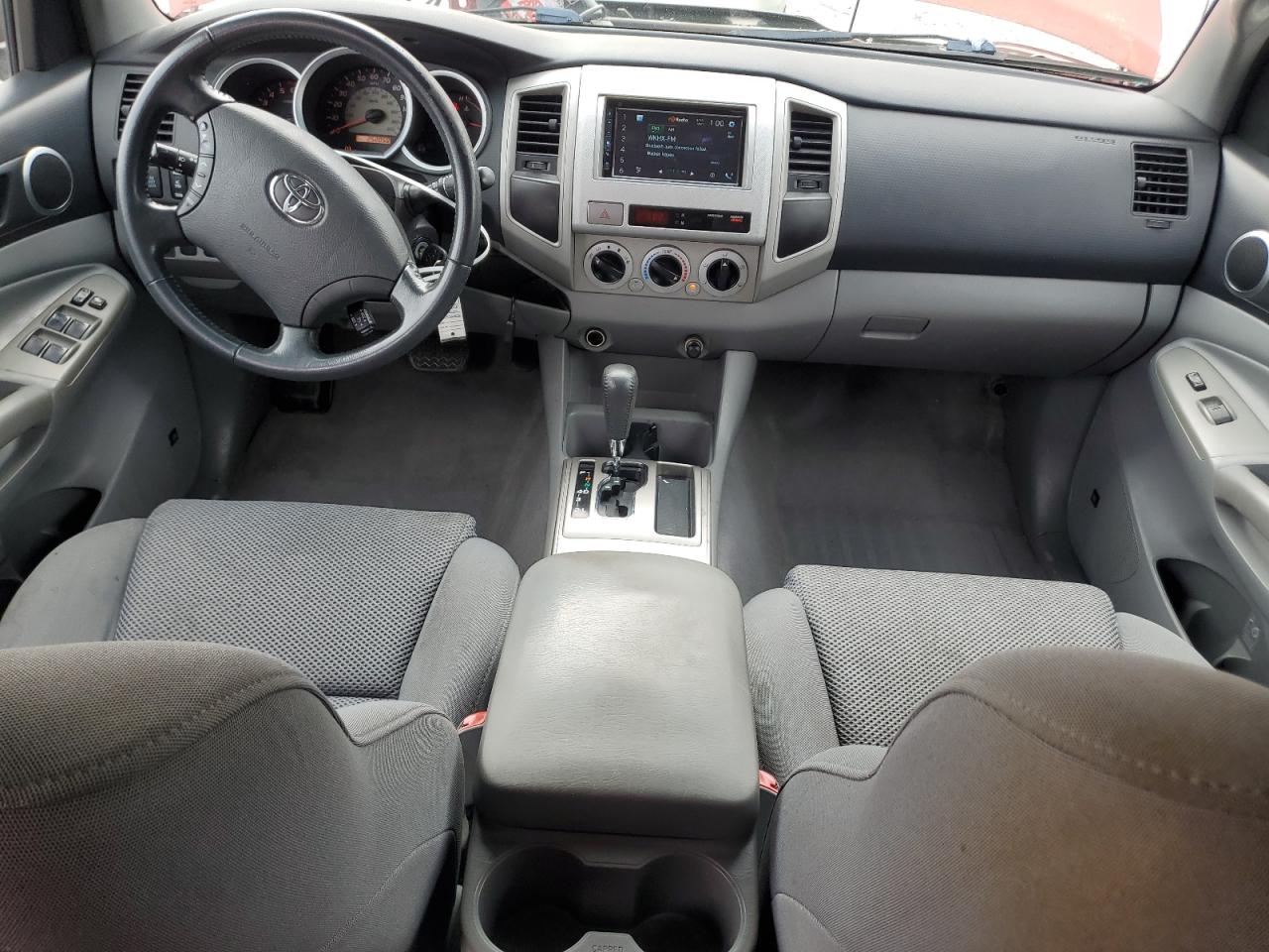 2006 Toyota Tacoma - Image 8