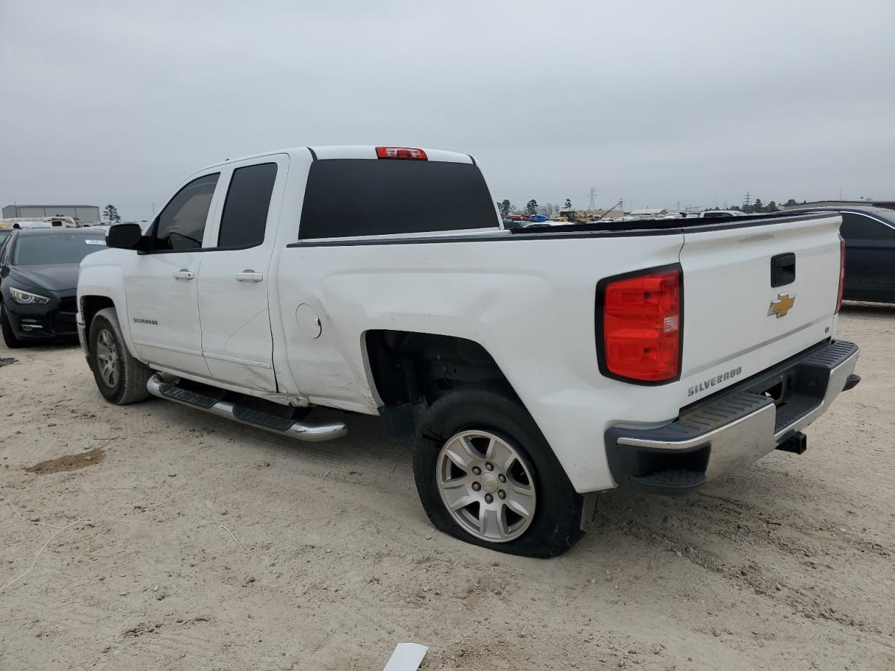 2015 Chevrolet Silverado - Image 2