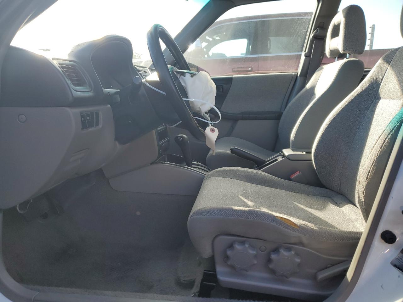 2001 Subaru Forester - Image 7