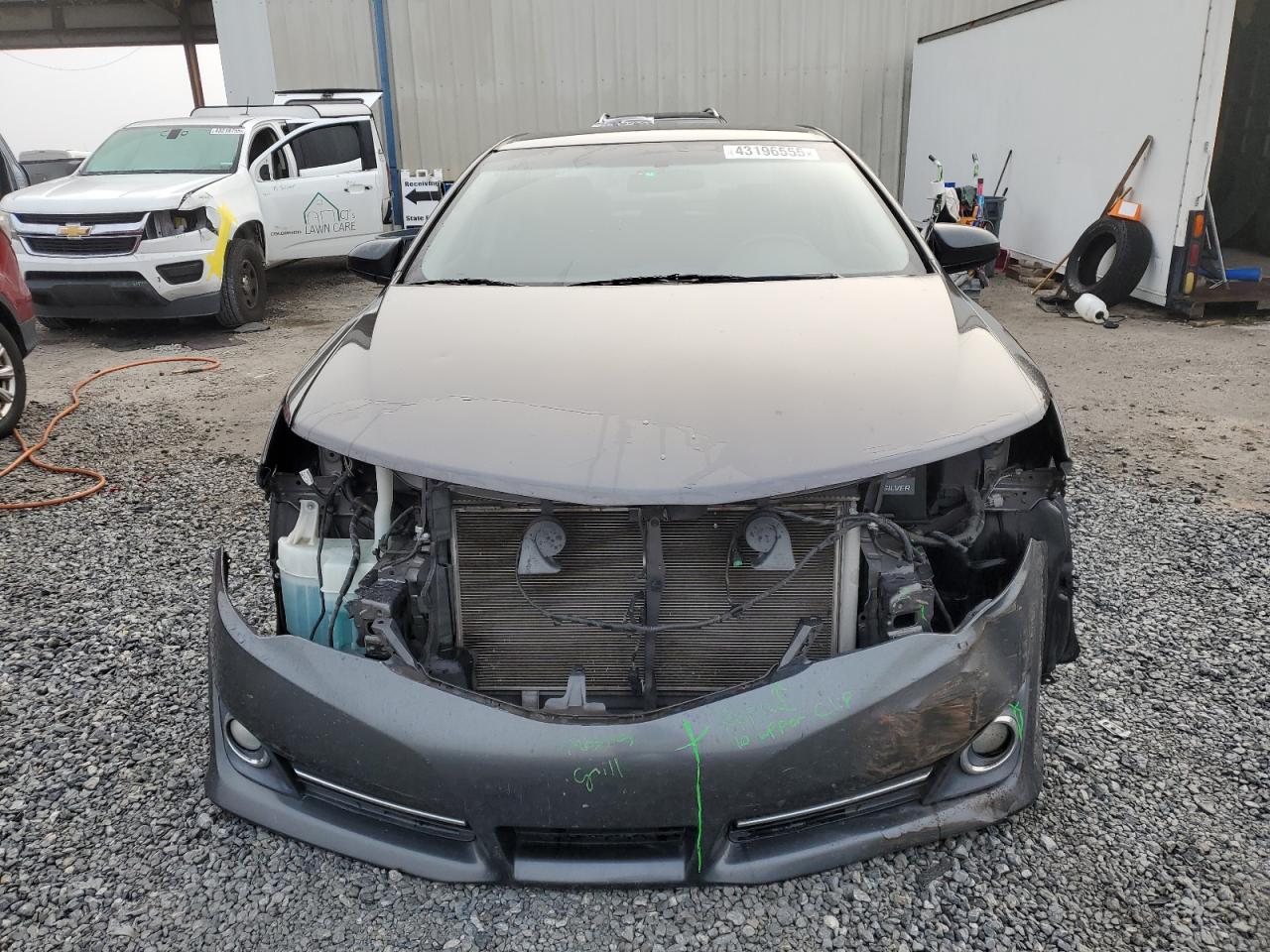 2014 Toyota Camry - Image 5