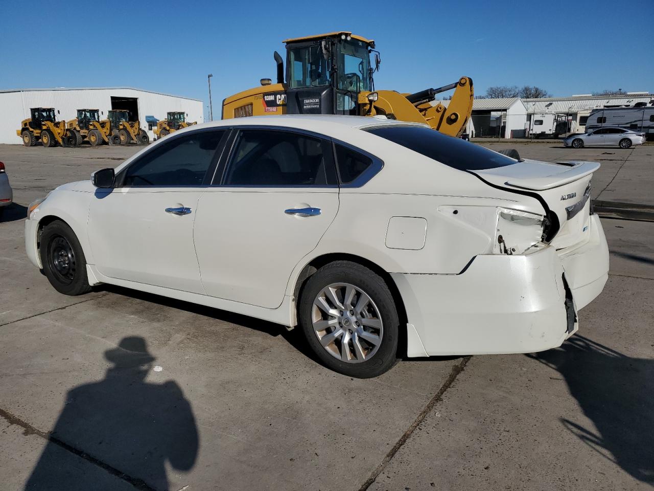 2014 Nissan Altima - Image 2