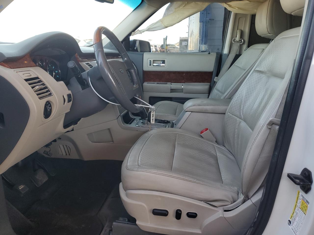 2010 Ford Flex - Image 7