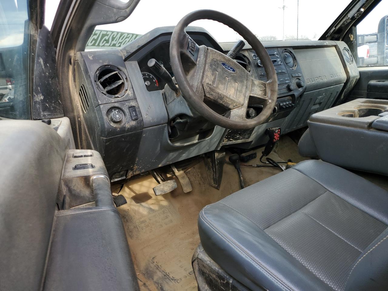 2014 Ford F350 - Image 8