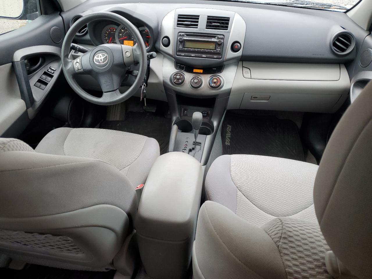 2012 Toyota RAV 4 - Image 8