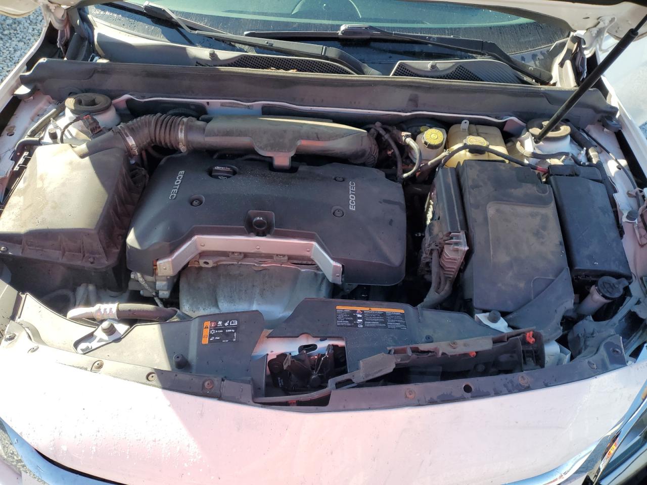 2016 Chevrolet Malibu - Image 12