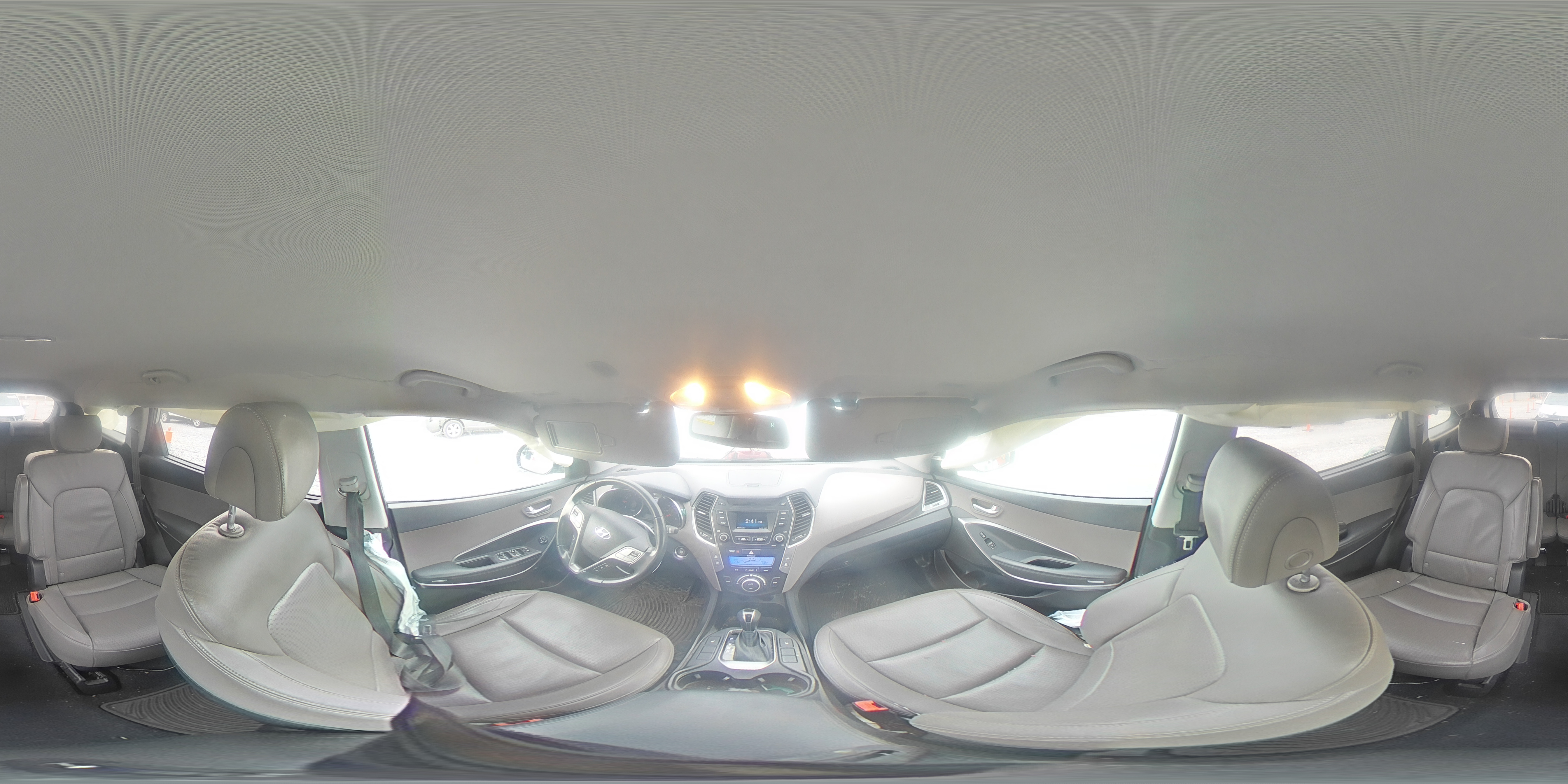 2014 Hyundai Santa Fe - Image 14