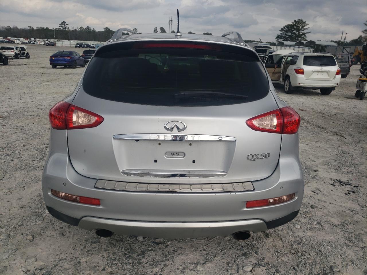 2016 Infiniti QX50 - Image 6