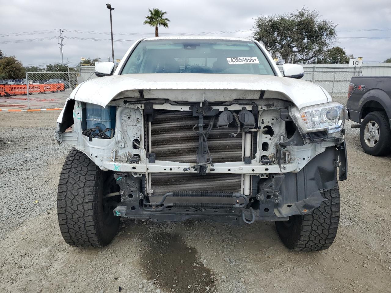 2021 Toyota Tacoma - Image 5