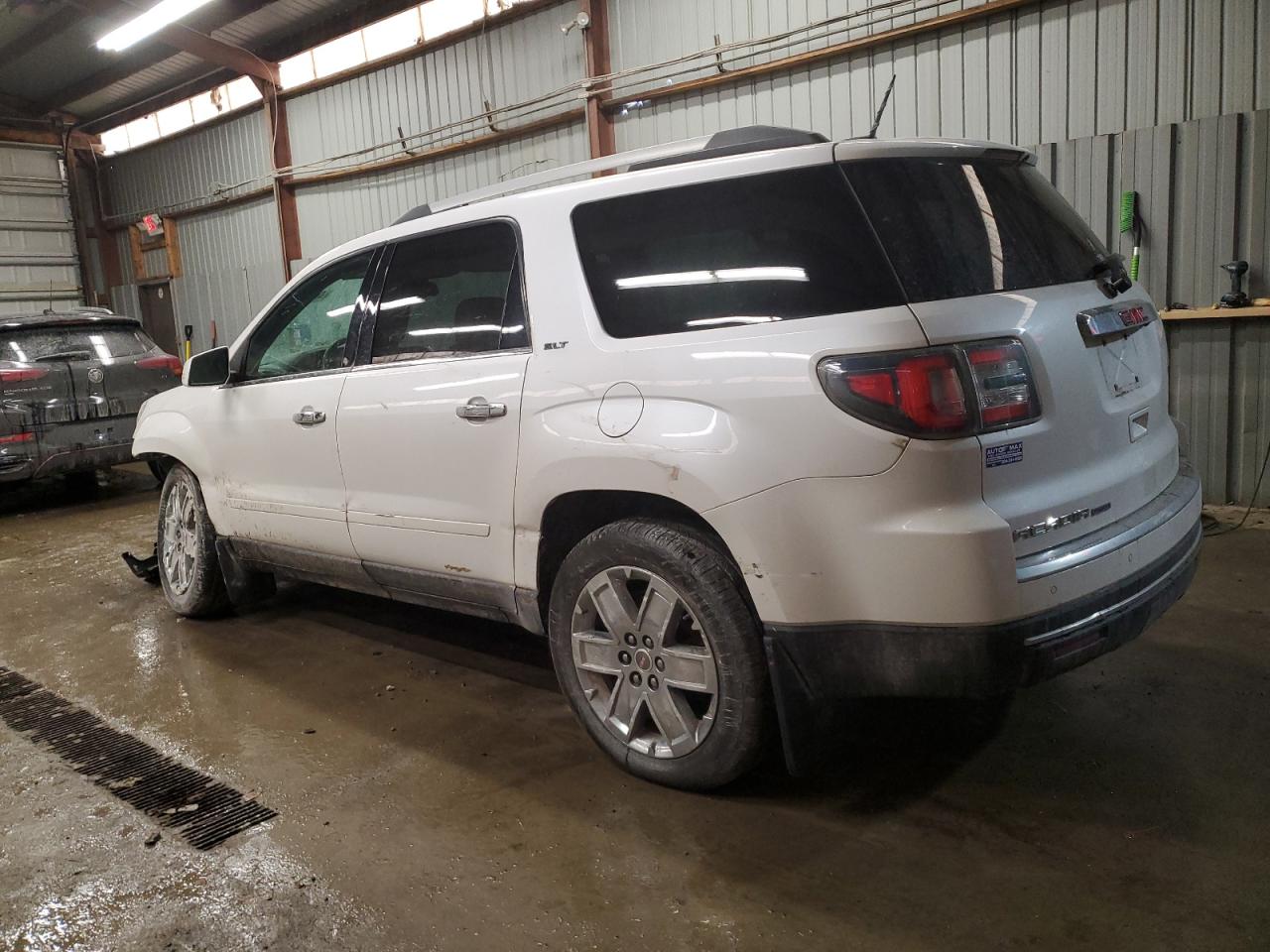 2017 GMC Acadia - Image 2