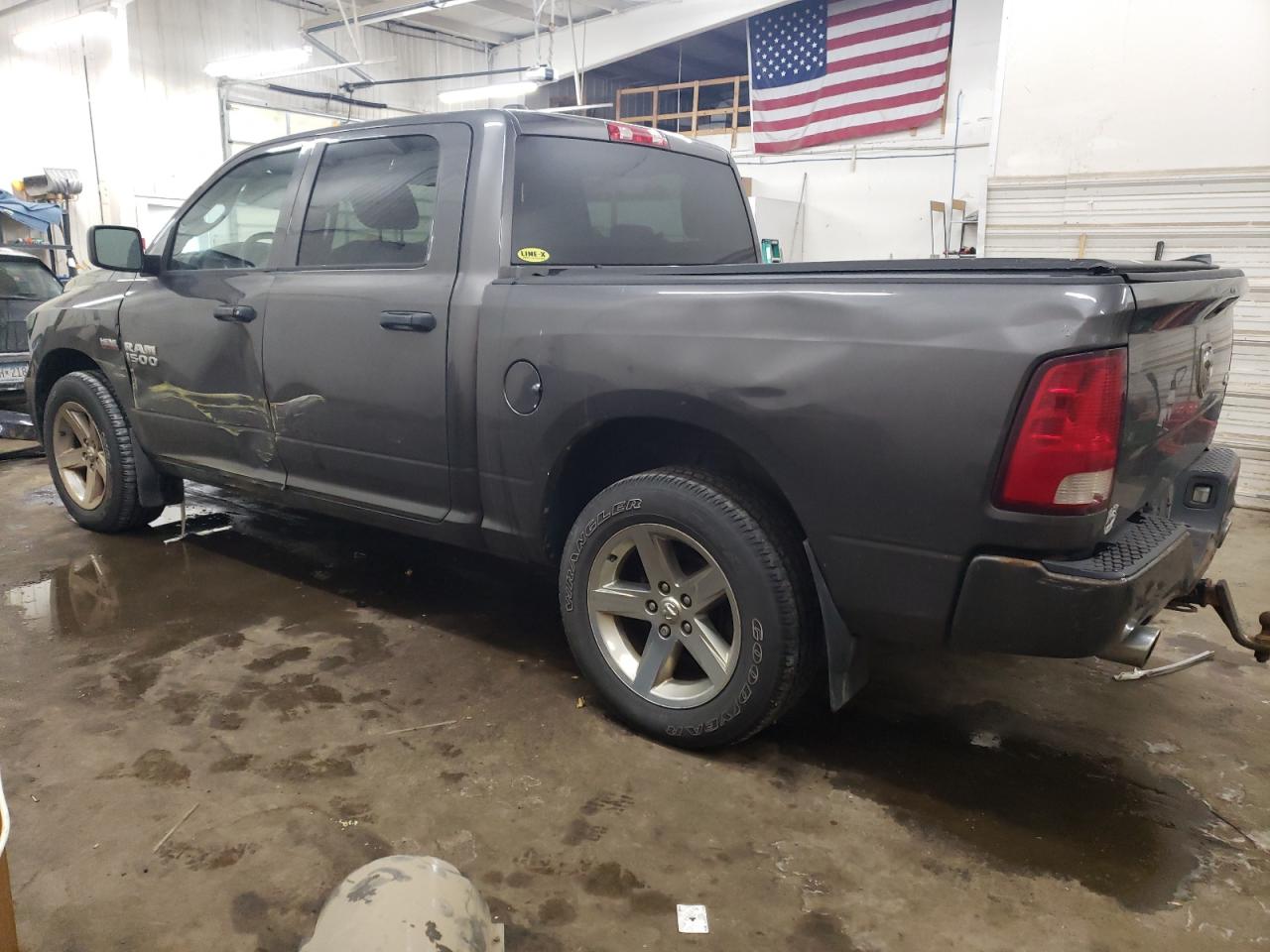2014 RAM 1500 - Image 2