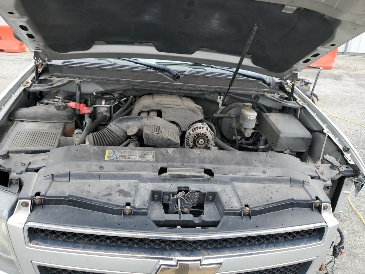 2010 Chevrolet Tahoe - Image 12