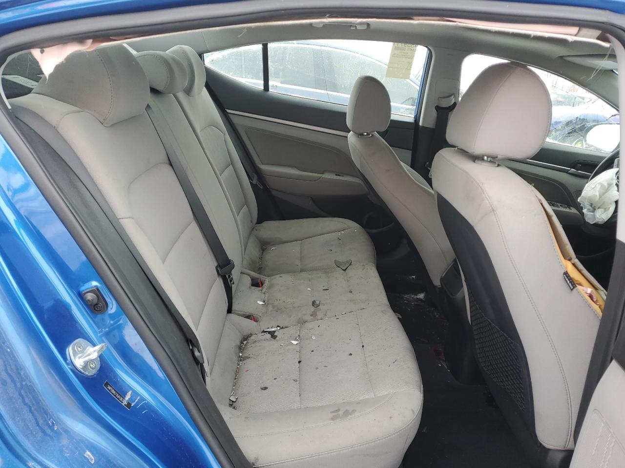 2018 Hyundai Elantra - Image 10