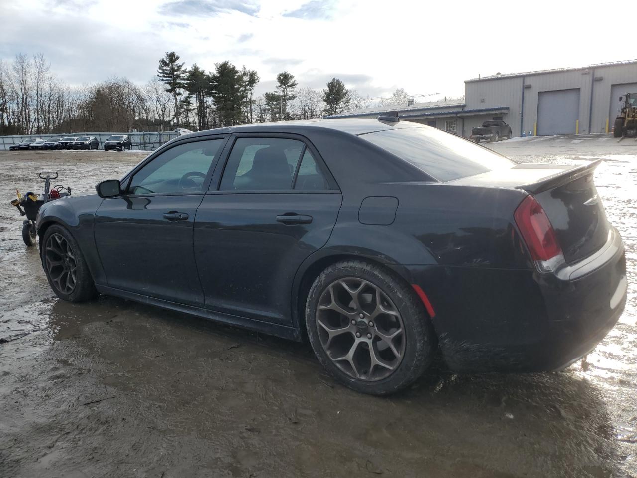 2015 Chrysler 300 - Image 2