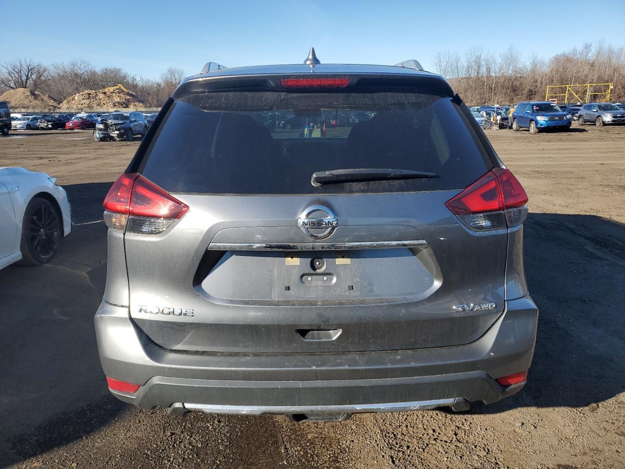 2018 Nissan Rogue - Image 6