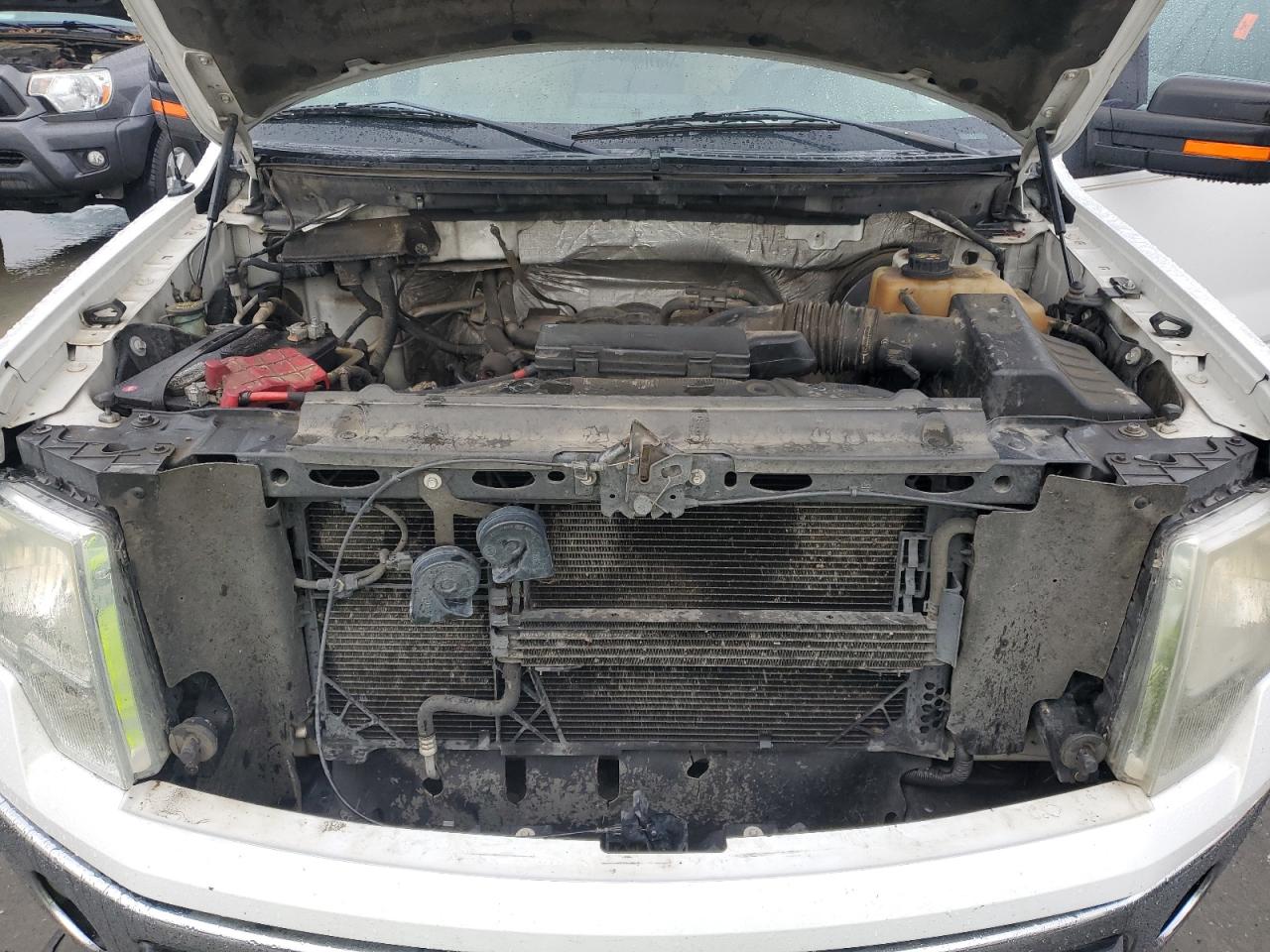 2011 Ford F-150 - Image 11