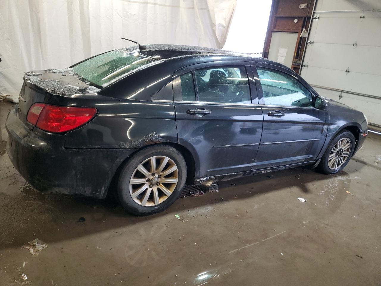 2010 Chrysler Sebring - Image 3
