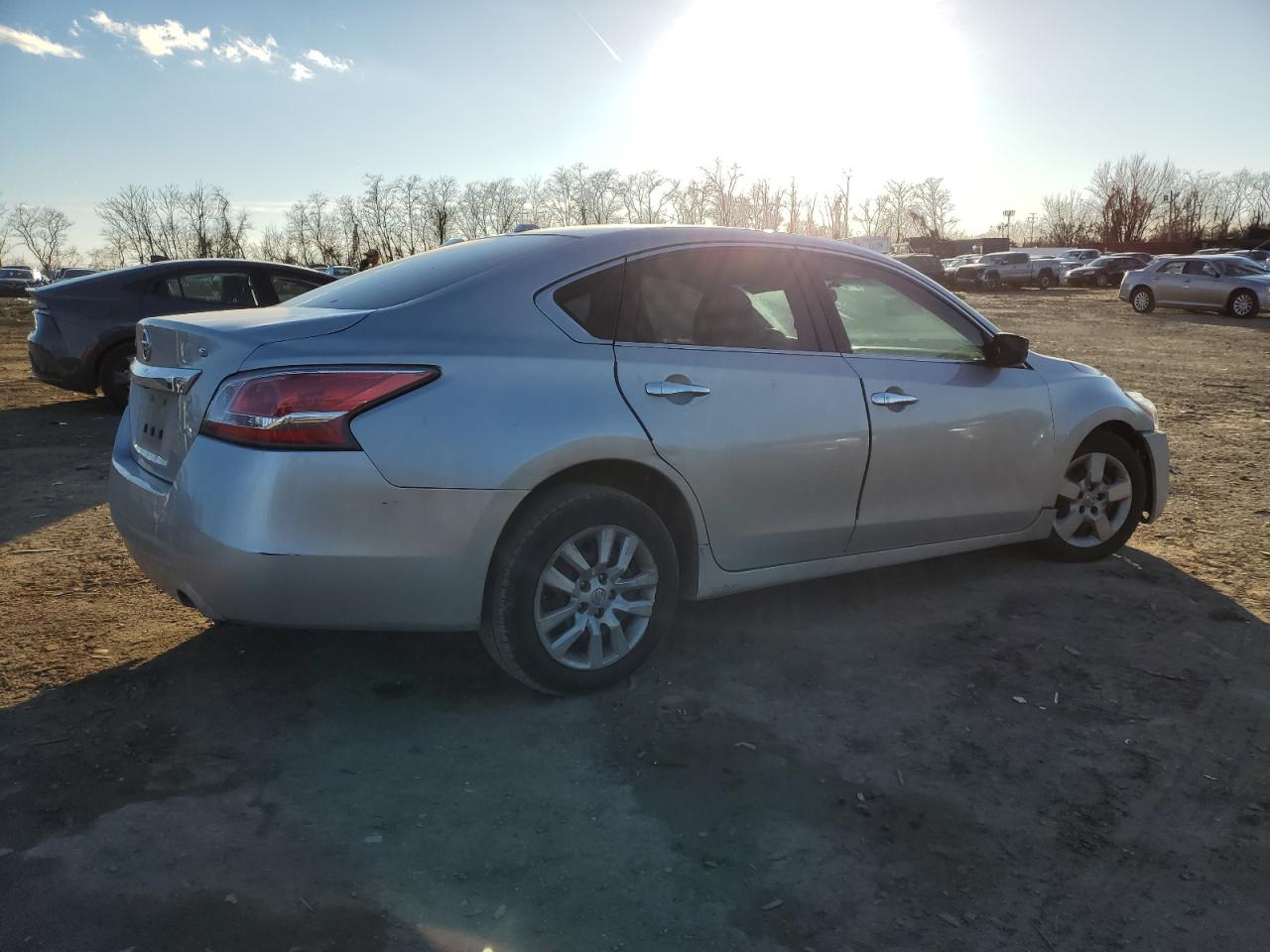 2015 Nissan Altima - Image 3