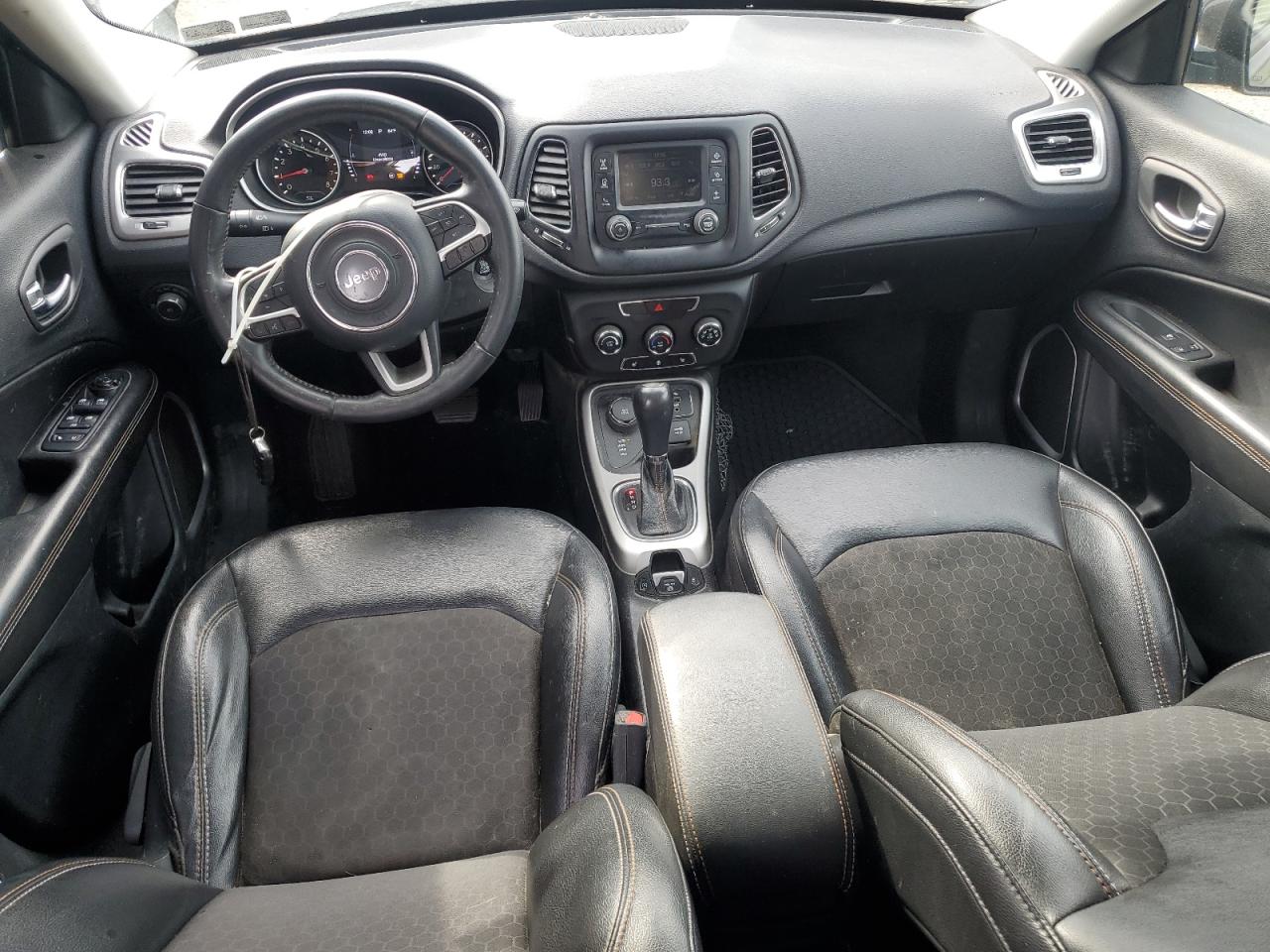 2018 Jeep Compass - Image 8