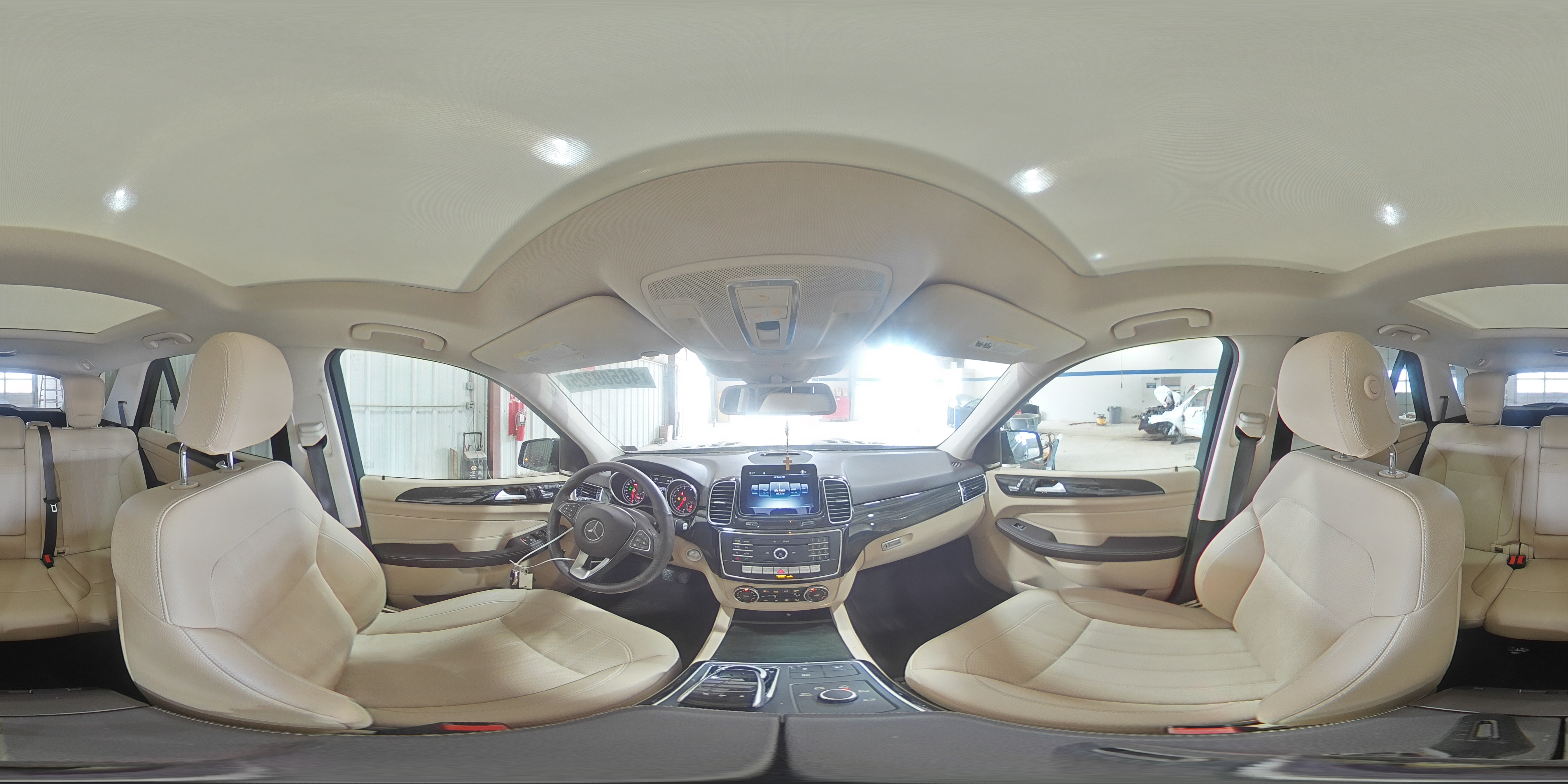 2018 Mercedes-Benz GLE - Image 13