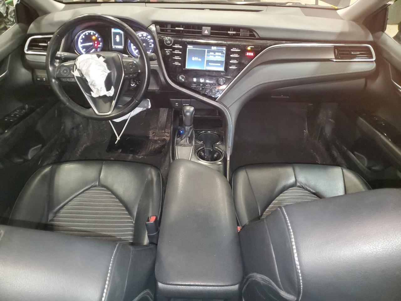 2018 Toyota Camry - Image 8